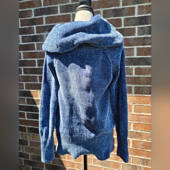 White House Black Market Large Cowl Neck sweater - Picture 6 of 8